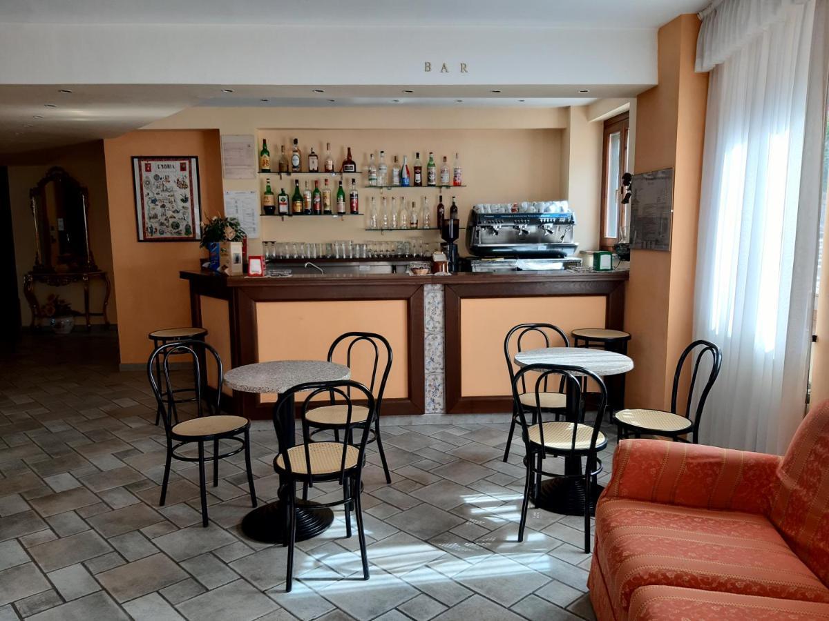 Hotel Brufa Monteleone di Spoleto Extérieur photo